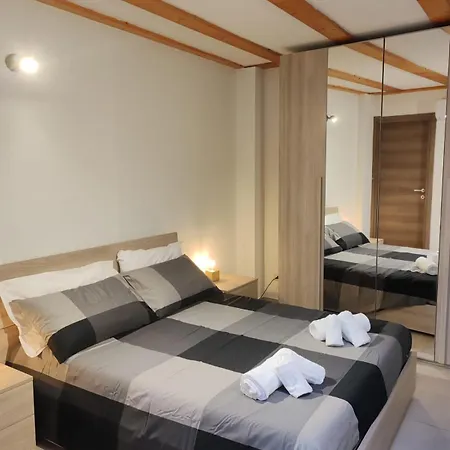 Etna Garden House: Oasis In The Heart Of Сasa de vacaciones *
